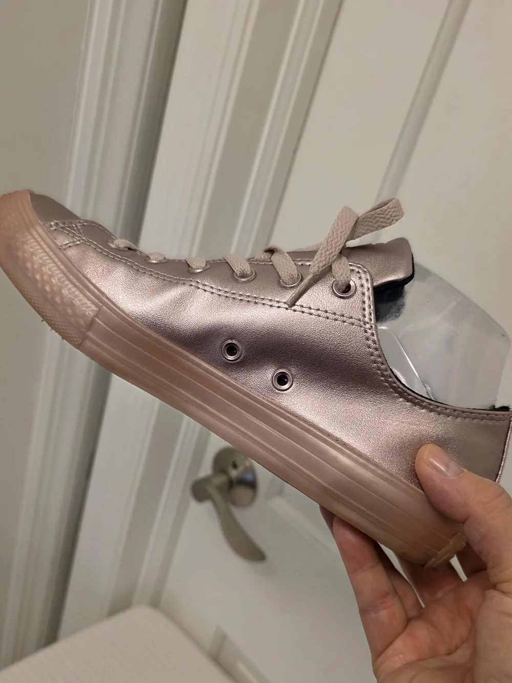 Converse All Star Metallic Rose Low Top Sneakers Size 6 Juniors Women Size 8